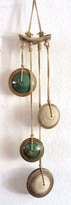 Betty Moerenhoudt - Suspension décalée (Ceramic)